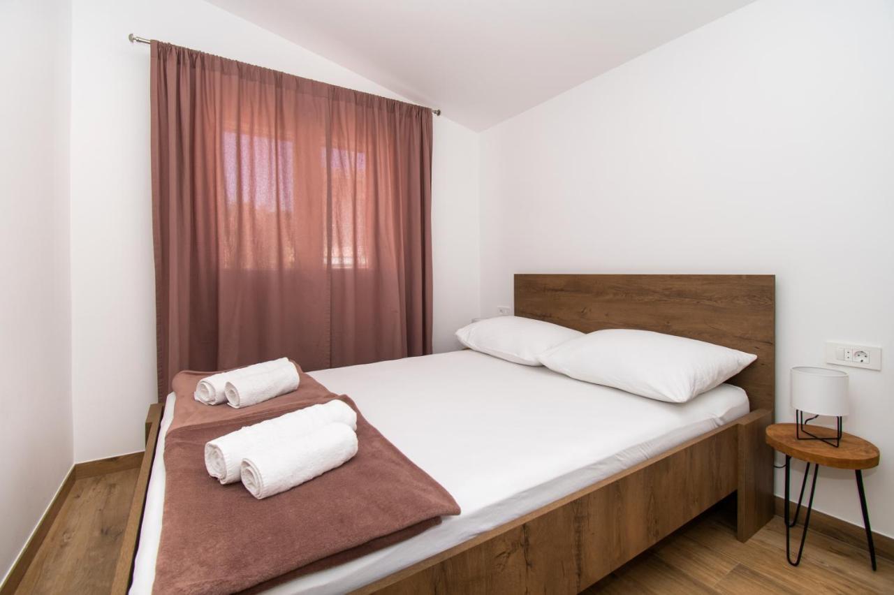 ז'אבוריץ' Apartmani Monika מראה חיצוני תמונה