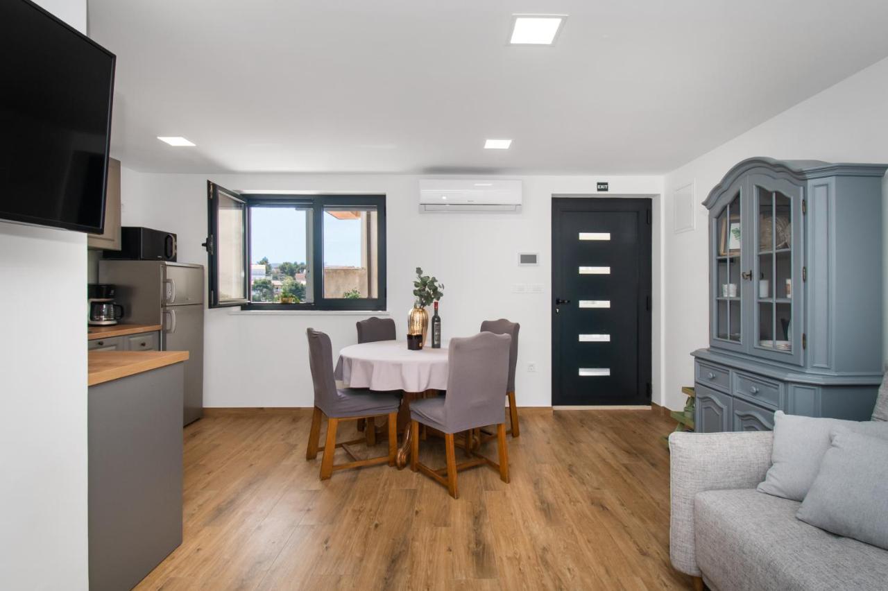 ז'אבוריץ' Apartmani Monika מראה חיצוני תמונה