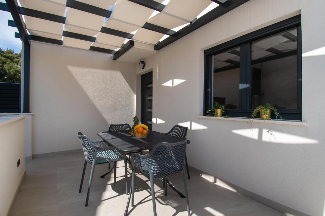 ז'אבוריץ' Apartmani Monika מראה חיצוני תמונה